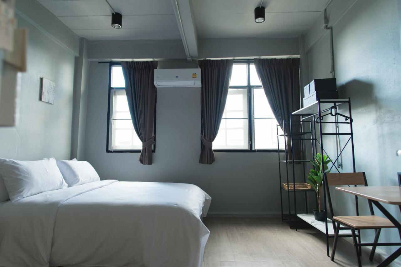 Bangpho Story Hostel Bangkok Exterior photo