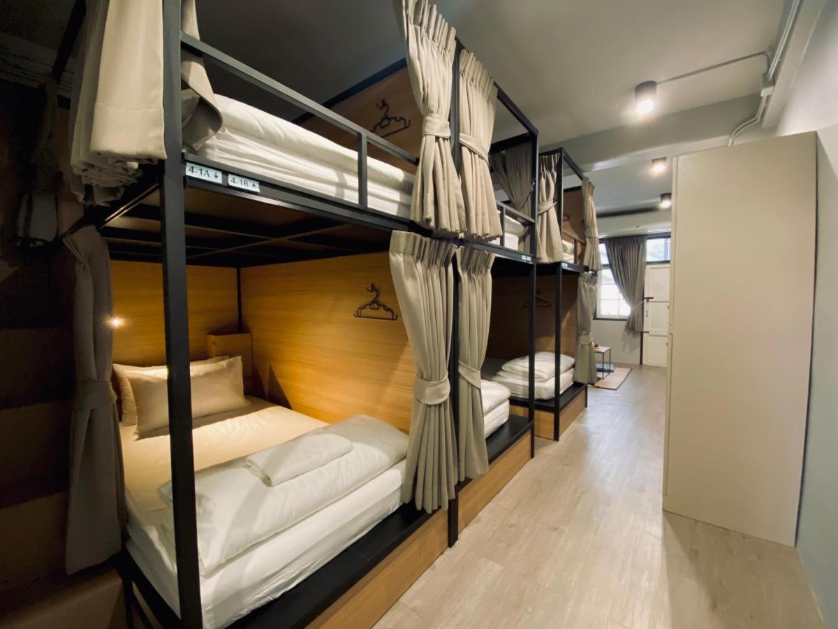 Bangpho Story Hostel Bangkok Exterior photo
