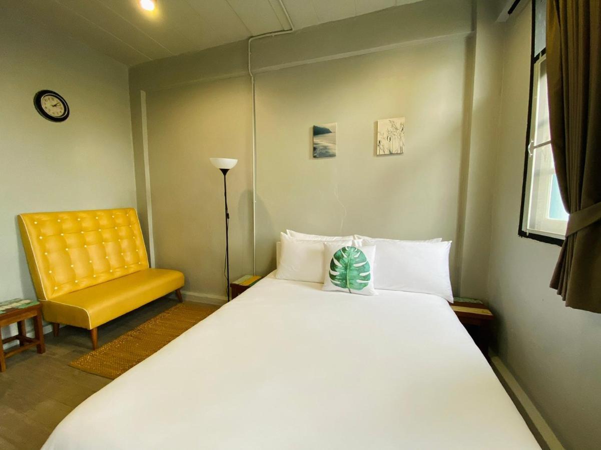 Bangpho Story Hostel Bangkok Exterior photo
